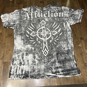 Affliction Men's Black and White Graphic Tee